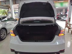 Toyota Camry 2.0G Luxury - ფოტო 18