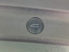 Tesla Model Y Facelift Rear-Wheel Drive - photo 12