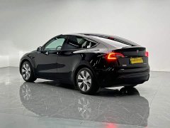 Tesla Model Y Facelift Rear-Wheel Drive - photo 4
