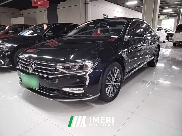 Volkswagen Magotan 380TSI DSG Luxury - car from China