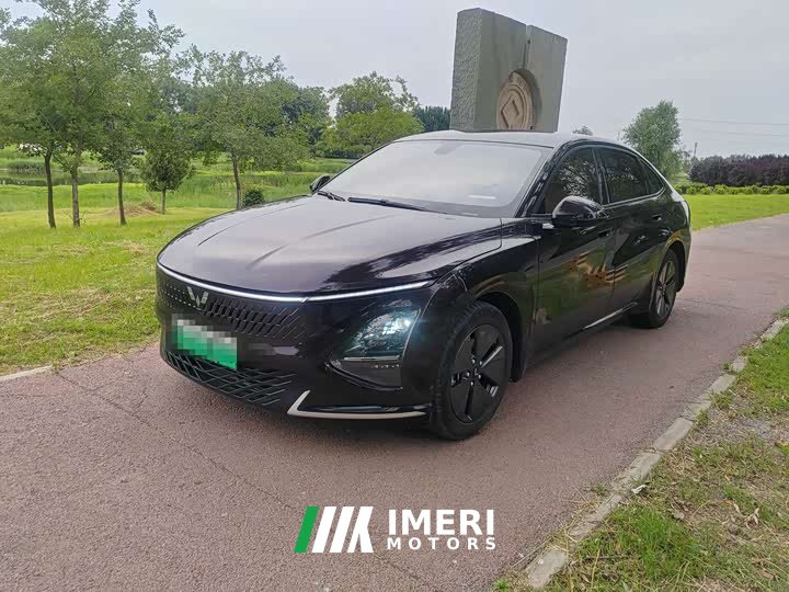 Wuling Xingguang 70 Standard - car from China