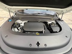 Li Auto L6 Max - ფოტო 16