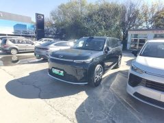 GAC Aion S9 Qiankun Ultra 6-Seater - фото 2