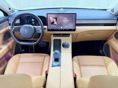 AITO Wenjie M5 Extended Range AWD Ultimate Edition - ფოტო 8