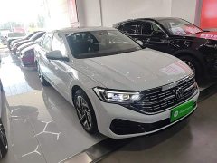 Volkswagen Sagitar 300TSI DSG Excellence Edition - photo 3