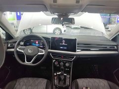 Volkswagen Sagitar 300TSI DSG Excellence Edition - photo 9