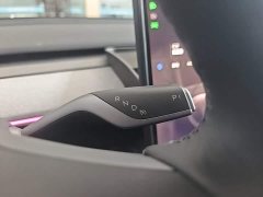 Tesla Model Y Rear-Wheel Drive - ფოტო 13