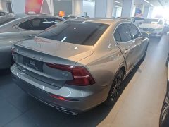 Volvo S60 B4 Smart Luxury Edition - ფოტო 6
