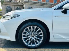 Toyota Avalon Hybrid 2.0L Luxury - ფოტო 10