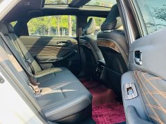 Toyota Avalon Hybrid 2.0L Luxury - ფოტო 16
