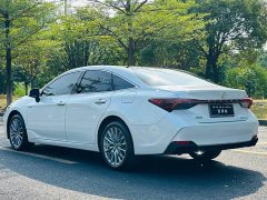 Toyota Avalon Hybrid 2.0L Luxury - ფოტო 4