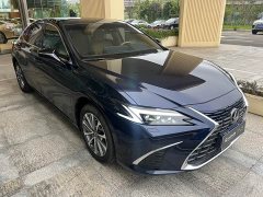 Lexus ES 200 Premium Edition - ფოტო 3