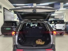 Toyota RAV4 Hybrid 2.5L E-CVT AWD Elite - photo 18