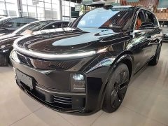 Li Auto L7 Max - ფოტო 1