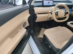 Changan Voyah ET Extended Range 200 Pro - photo 15