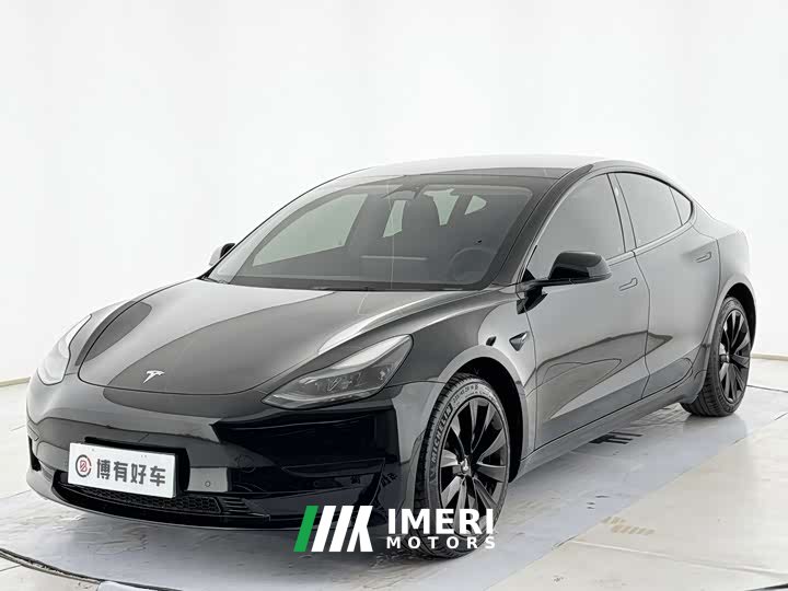 Tesla Model 3 Rear-Wheel Drive - автомобиль из Китая
