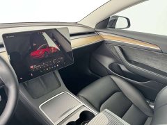 Tesla Model 3 Rear-Wheel Drive - фото 13