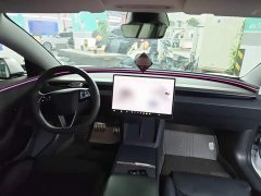 Tesla Model 3 High Performance All-Wheel Drive - ფოტო 9