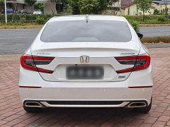 Honda Accord 260TURBO Luxury Edition - photo 13