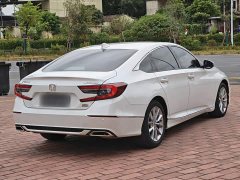 Honda Accord 260TURBO Luxury Edition - photo 14