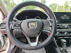 Honda Accord 260TURBO Luxury Edition - photo 4