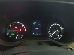 Toyota Sienna 2.5L Hybrid Comfort Edition - ფოტო 11
