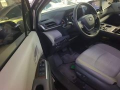 Toyota Sienna 2.5L Hybrid Comfort Edition - ფოტო 15