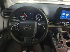 Toyota Sienna 2.5L Hybrid Comfort Edition - ფოტო 9