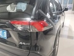 Toyota RAV4 2.0L CVT FWD Fashion Plus - photo 7