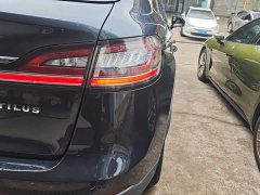 Lincoln Explorer 2.0T AWD Elite - ფოტო 7