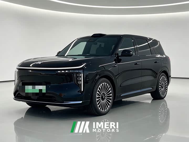 IM Motors Zhiji LS8 52 Max Tech Flagship 5-Seater