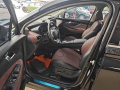 Hyundai Santa Fe 380 TGDi Automatic 2WD GLS Luxury - фото 15