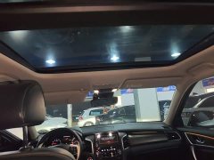 Honda CR-V 370TURBO Two-Wheel Drive Luxury - photo 17