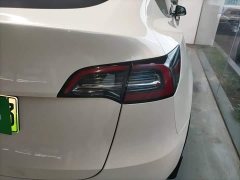 Tesla Model Y Rear-Wheel Drive - ფოტო 7