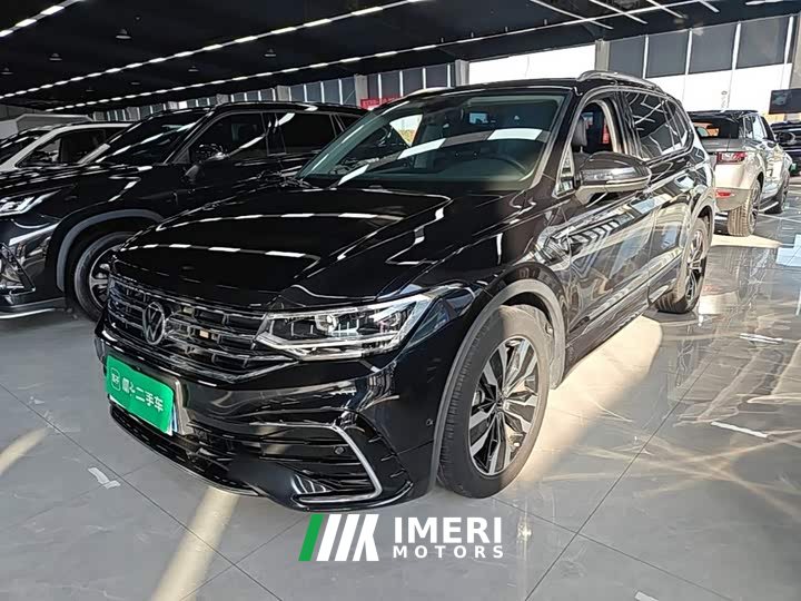 Volkswagen Tiguan L 330TSI Automatic FWD R-Line Comfort Edition - автомобиль из Китая