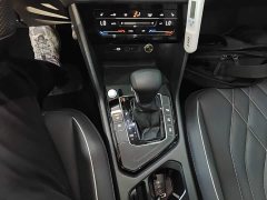 Volkswagen Tiguan L 330TSI Automatic FWD R-Line Comfort Edition - фото 13
