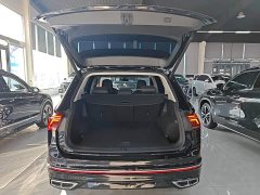 Volkswagen Tiguan L 330TSI Automatic FWD R-Line Comfort Edition - фото 18