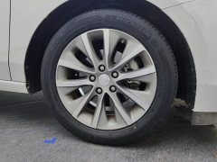 Buick GL6 323T Hybrid Connected Luxury - ფოტო 6