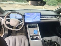 SAIC MG M7 DMH 160km Deluxe Edition - photo 9