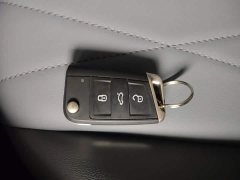 Volkswagen Lavida 1.5L Automatic Starry Sky Five Million Edition - ფოტო 8