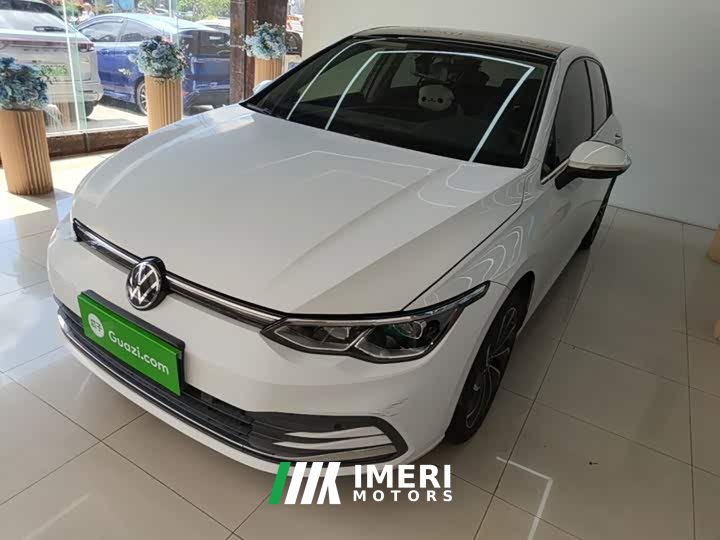 Volkswagen Golf 280TSI DSG Pro - ავტომობილი ჩინეთიდან