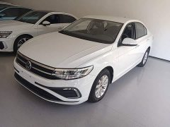 Volkswagen Bora 200TSI DSG Comfort Edition - ფოტო 1