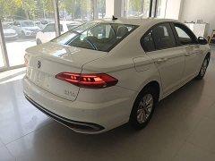 Volkswagen Bora 200TSI DSG Comfort Edition - ფოტო 6