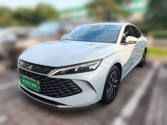 BYD Qin L DM-i 120KM Leading Edition - фото 1