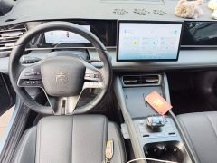 BYD Qin L DM-i 120KM Leading Edition - фото 12