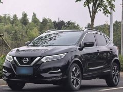 Nissan Qashqai 2.0L CVT Luxury - фото 1