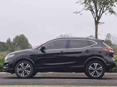 Nissan Qashqai 2.0L CVT Luxury - фото 4