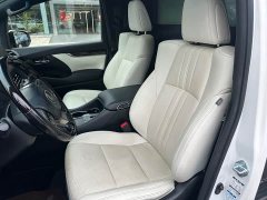Lexus LM 300h Four-Seat Royal Edition - ფოტო 12