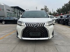 Lexus LM 300h Four-Seat Royal Edition - ფოტო 2