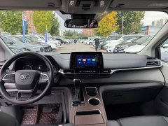 Toyota Sienna 2.5L Hybrid Comfort Edition - photo 4